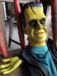 画像2: 60s Vintage Mattel The Munsters TV Show Herman Tanking Hand Puppet Doll (B216)  (2)