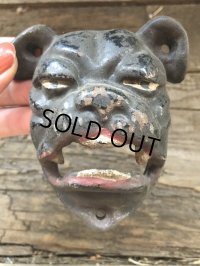 Vintage Drunk Dog Cast Iron Opener (B230)