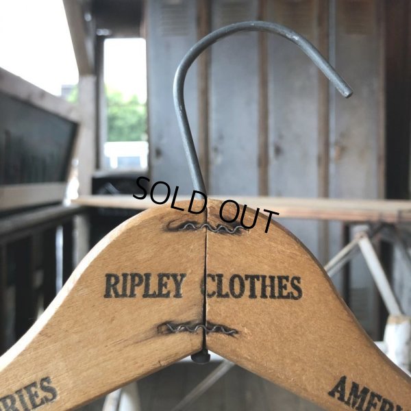 画像1: Vintage Antique Advertising Wood Hanger RIPLEY CLOTHES (B243)