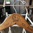 画像1: Vintage Antique Advertising Wood Hanger Sheraton Hotel (B248) (1)