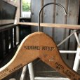 画像1: Vintage Antique Advertising Wood Hanger SCHIMMEL HOTELS (B261) (1)