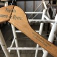 画像2: Vintage Antique Advertising Wood Hanger Virgnia Cleaners & Dyers (B235) (2)