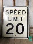 画像1: Vintage Road Sign SPEED LIMIT 20 (B297)  (1)