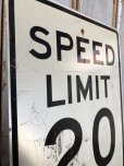 画像2: Vintage Road Sign SPEED LIMIT 20 (B295)  (2)