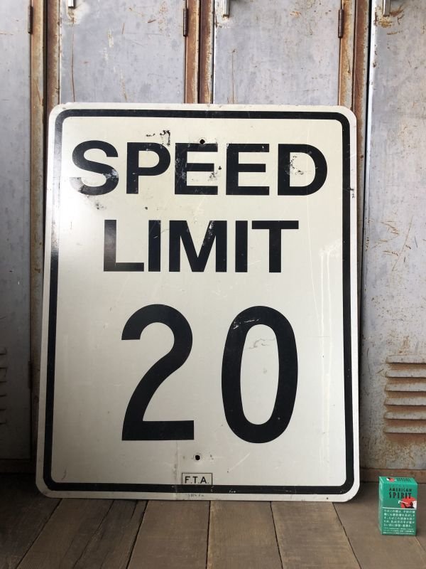 画像1: Vintage Road Sign SPEED LIMIT 20 (B300) 