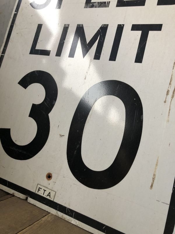 画像3: Vintage Road Sign SPEED LIMIT 30 (B318) 