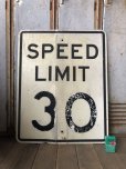 画像1: Vintage Road Sign SPEED LIMIT 30 (B319)  (1)