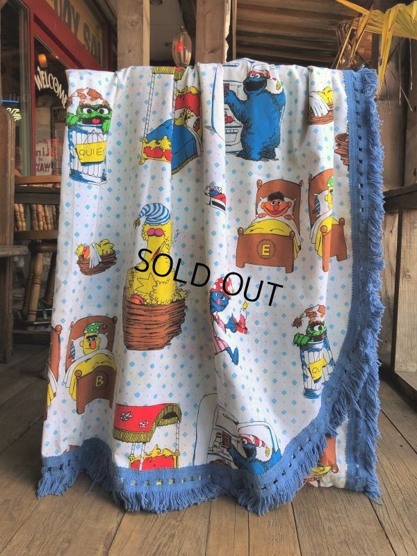 画像1: Vintage Sesame Street Fabric 180x210cm (B397)