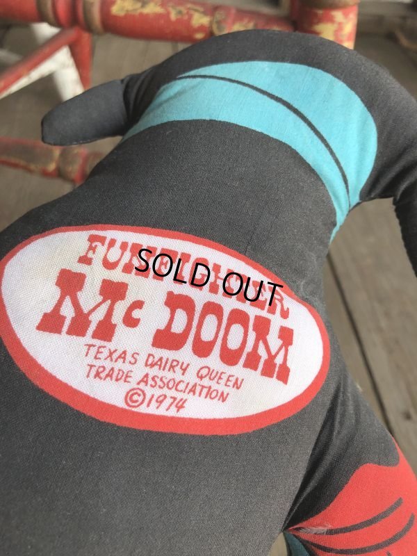 画像4: 70s Vintage Advertising Pillow Doll Dairy Queen Funfighter McDoom(B123) 