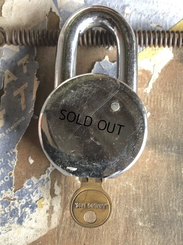 画像3: Vintage American Lock Co Series 10 Hardened Padlock (B404)