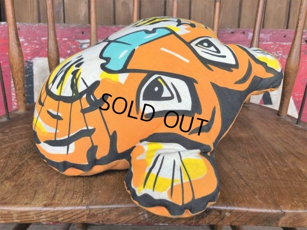 画像5: 60s Vintage Esso Exxon Friends Of The Tiger Pillow Cushion (B415)