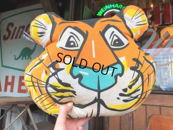 画像9: 60s Vintage Esso Exxon Friends Of The Tiger Pillow Cushion (B415)