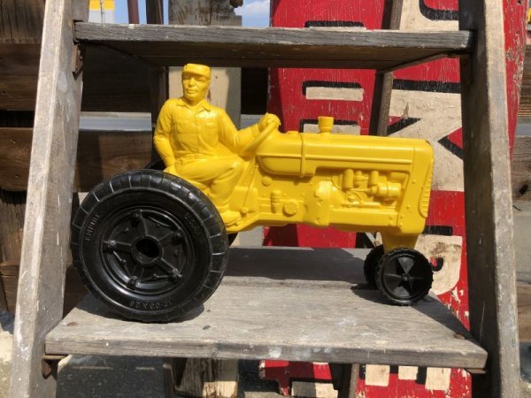 画像1: 60s Vintage Empire Tractor Plastic Mold Toy (B430)