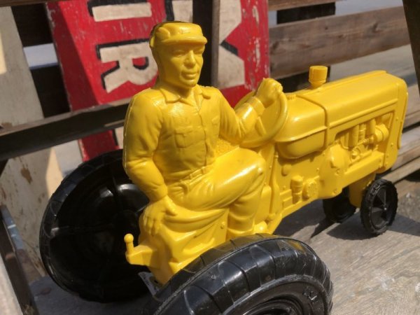 画像2: 60s Vintage Empire Tractor Plastic Mold Toy (B430)