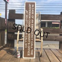 Vintage Road Sign Call 911 (B455) 