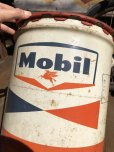 画像5: Vintage Mobil 5GL Motor Gas/Oil Can (B453)