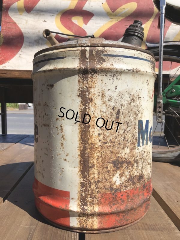 画像4: Vintage Mobil 5GL Motor Gas/Oil Can (B452) 
