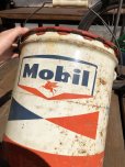画像6: Vintage Mobil 5GL Motor Gas/Oil Can (B453)