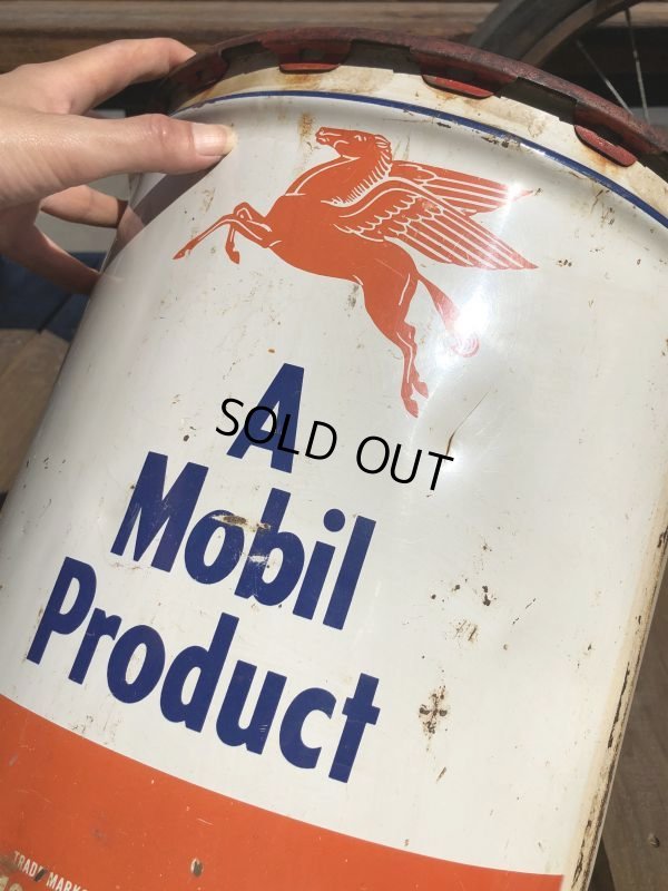 画像7: Vintage Mobil 5GL Motor Gas/Oil Can (S916)