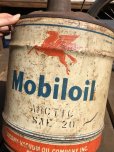 画像7: Vintage Mobil 5GL Motor Gas/Oil Can (S917) 
