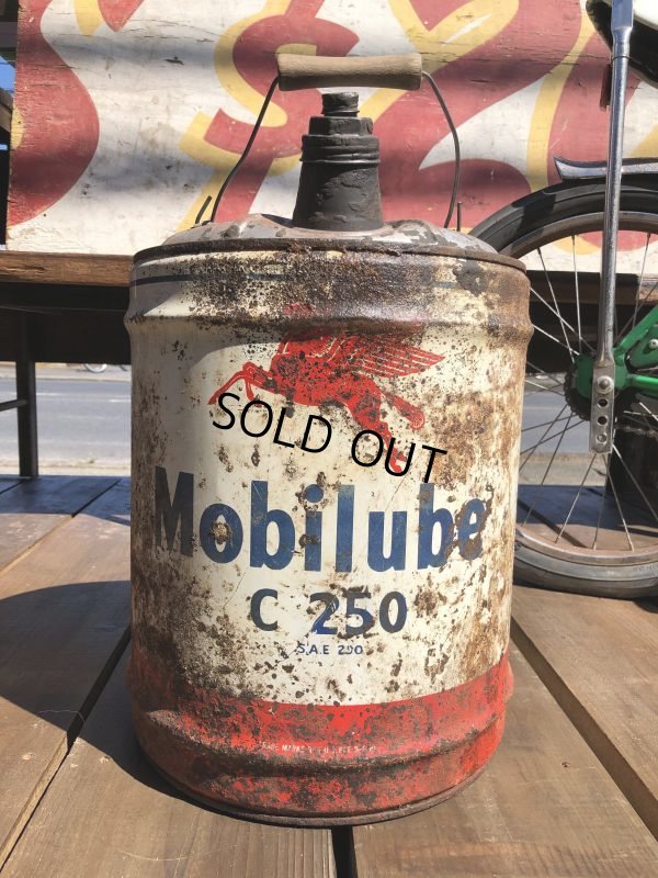 画像1: Vintage Mobil 5GL Motor Gas/Oil Can (B452) 