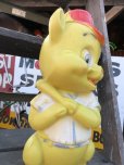 画像7: 60s Vintage Pig Baseball Player Plastic Blow Mold Bank (B494)