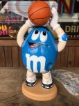 画像2: Vintage M&M's Dispenser Basketball Player Ｂ (B497)  (2)