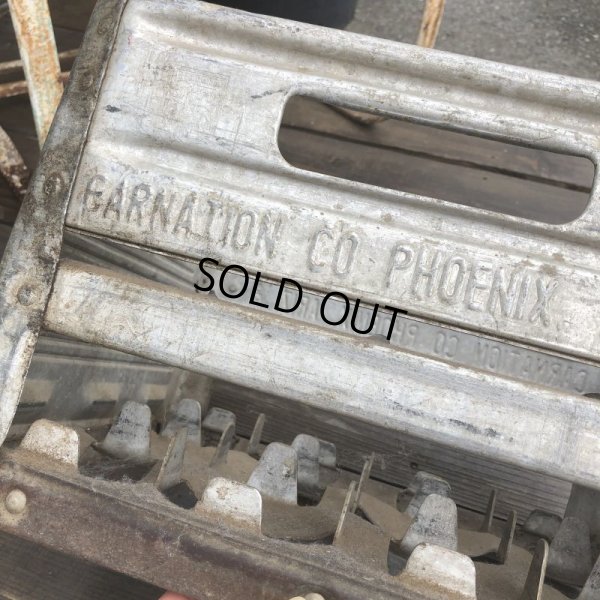 画像9: Vintage Metal Milk Crate (B515)