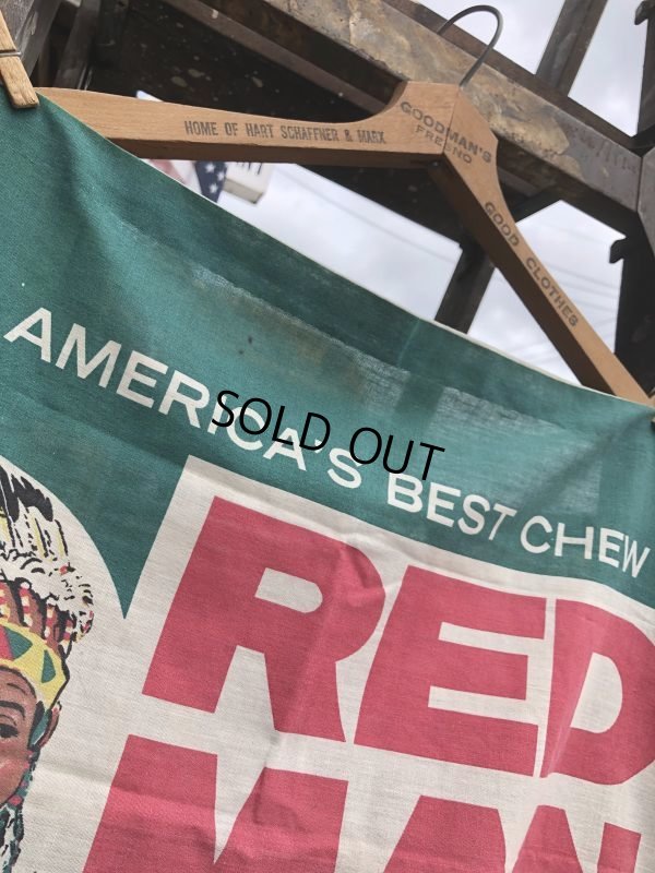 画像2: Vintage Red Man Chewing Tobacco Cloth Banner Sign (B522) 