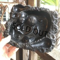 Vintage Hawaiiana Collectible Ashtray (B584)