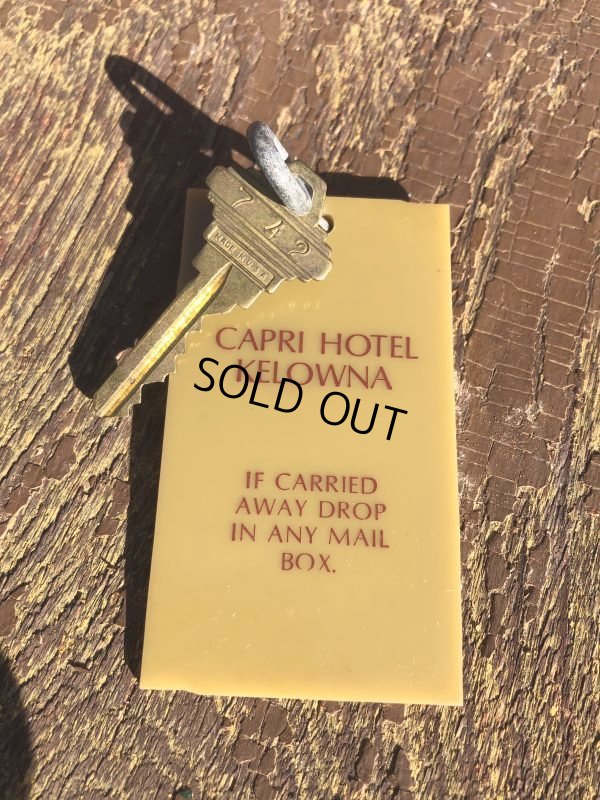 画像1: Vintage Motel Key Capri Hotel #742 (B615)