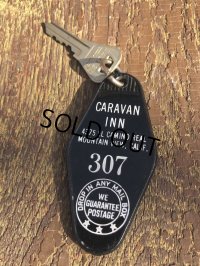Vintage Motel Key Caravan Inn #307 (B611)
