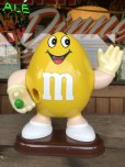 画像2: Vintage M&M's Dispenser Yellow (B636)  (2)