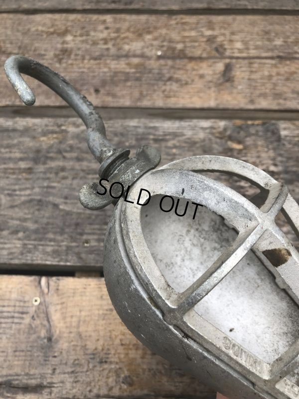 画像8: 30s Vintage Industrial Hanging Trouble Work Lamp Light (661)