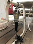 画像1: 30s Vintage Industrial Hanging Trouble Work Lamp Light (661) (1)
