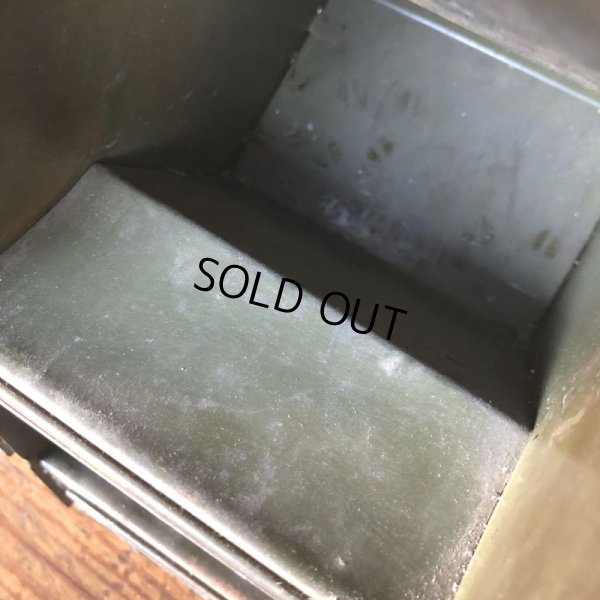 画像9: 40s Vintage LYON Mettal Tool Cabinet (B667)