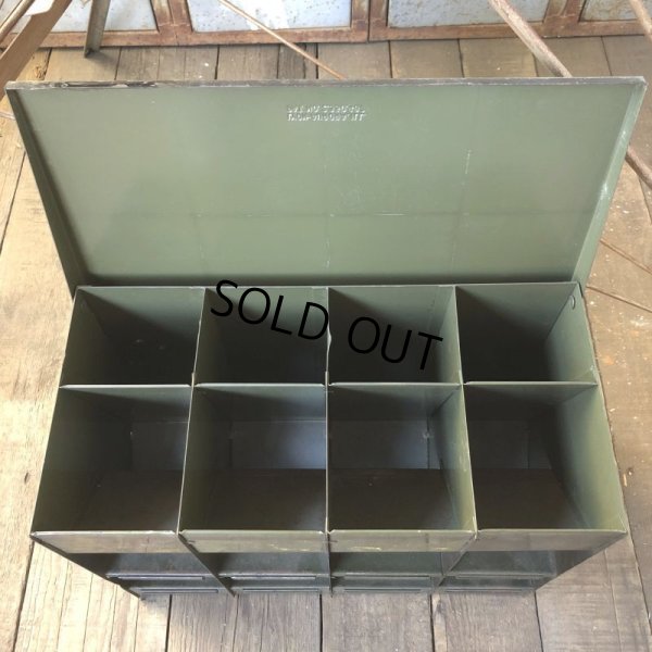 画像3: 40s Vintage LYON Mettal Tool Cabinet (B667)