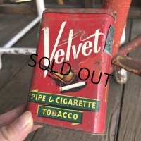 Vintage Velvet Tabacco Pocket Tin Can (B683)    