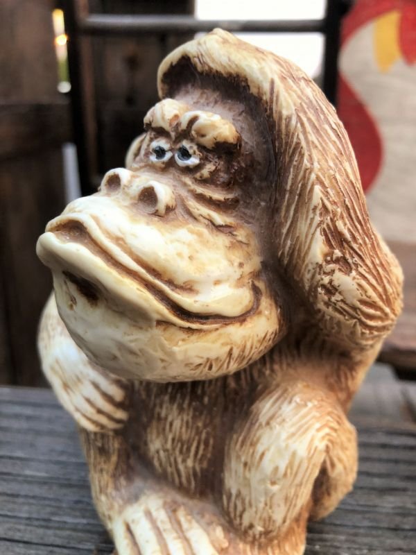 画像9: 70s Vintage Royal Industries Inc Gorilla Coin Bank (B695)