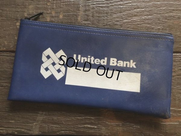 画像1: Vintage Zippered Vinyl Bank Money Bag United Bank (B713)