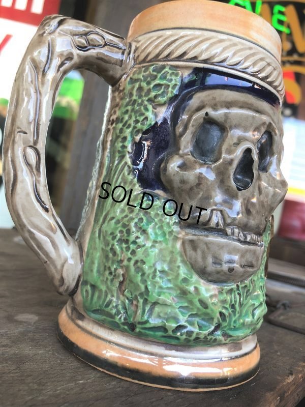 画像7: 60s Vintage Six Flags Over Texas Skull Ceramic Stein Jug (B753)