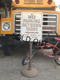 Vintage U.S.A Original NO PARKING Stand Sign (B761) 