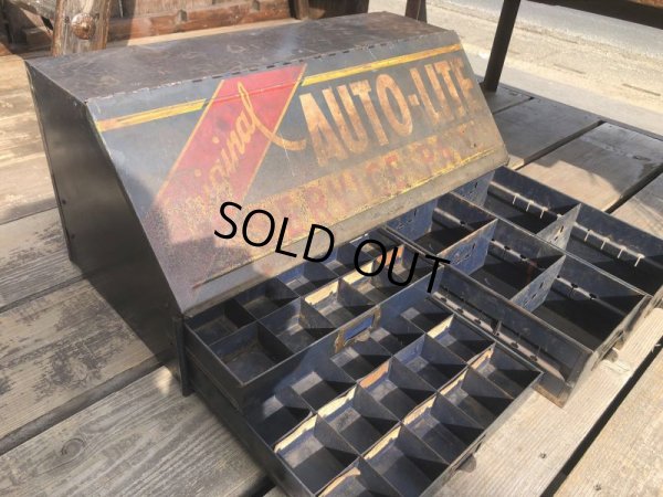 画像4: 50s Vintage Auto-Lite Dealership Service Display Cabinet (B767) 