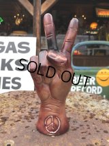 Vintage PEACE HAND Statue (B769) 