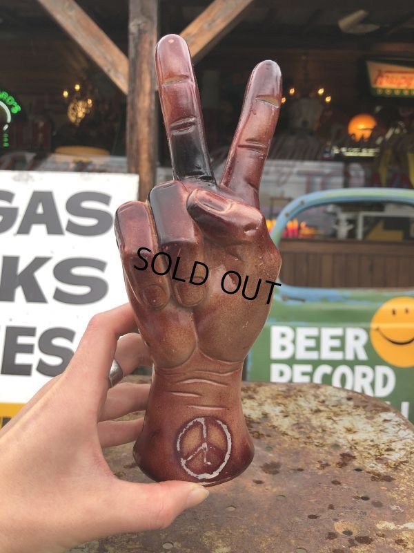 画像8: Vintage PEACE HAND Statue (B769) 