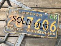 Vintage American License Number Plate 2U 7606 (B778) 