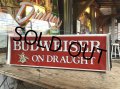 Vintage BUDWEISER ON DRAUGHT Lighted Sign (B827)