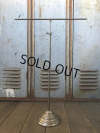 Vintage Metal Hanger Shirt Stand (B831)