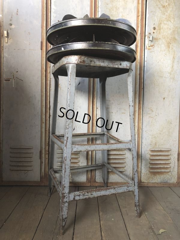 画像14: Vintage Industrial 2 Tier Hardware Store Display  Rotating Parts Bin (B836)