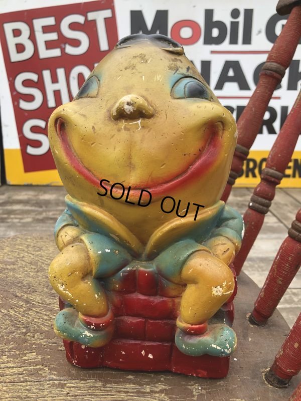 画像1: Vintage Carnival Prize Chalkware Humpty Dumpty Coin Bank (B862)